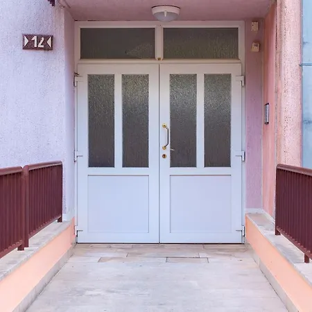 Apartment Mima *