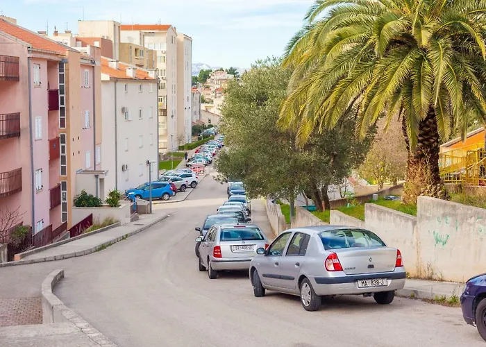 City Mima شقة ماكارسكا